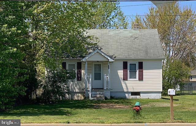 1st image of 726 W Glenwood Ave