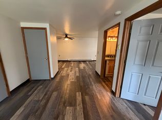 930 Iowa Ave #8, Wisconsin Dells, WI 53965