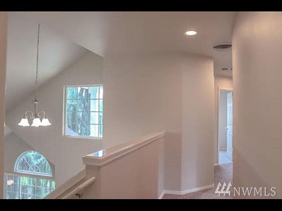 3rd image of 15108 99th Avenue Ct E