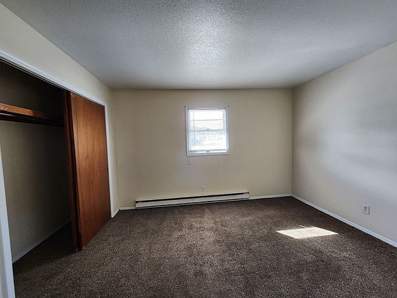 5th image of 2875 S 6th Pl #1M-206
