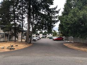 Whispering Firs Apartments