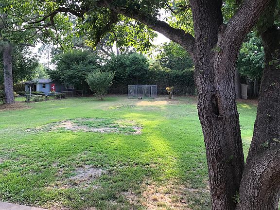 4th image of 848 Bay Blossom Ave