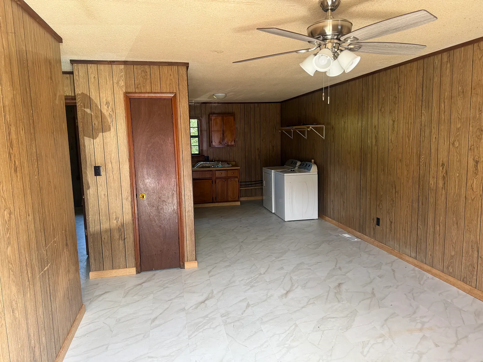 2 bed, $850 — Photo 3