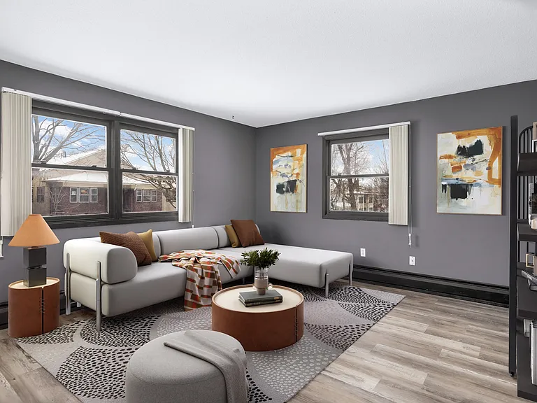 3100 Girard Ave S #309 — Photo 2