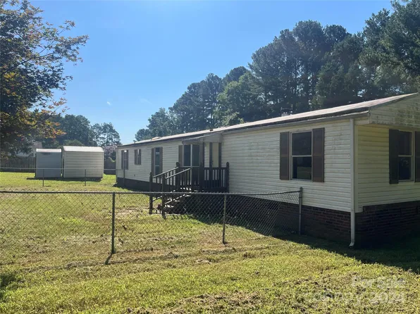 75 Goodman Dr, Salisbury, NC 28147