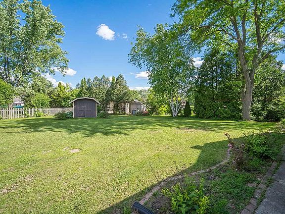 3rd image of 7959 Chapel Hill Ct S