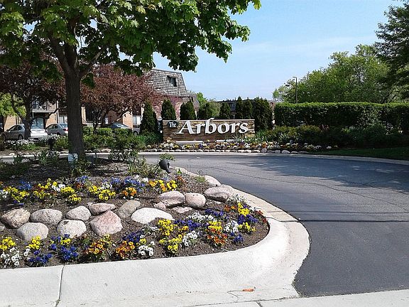 4th image of 5 Oak Creek Dr APT 3110