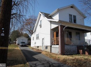 174 McCoole Ave, Paw Paw, WV 25434
