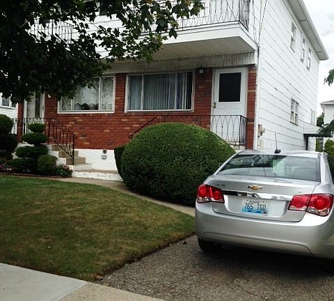 2nd image of 115 Redgrave Ave