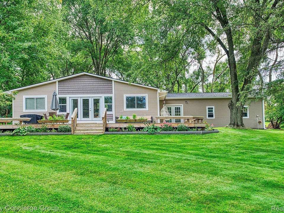 1st image of 6115 Fonda Lake Dr