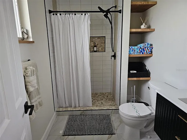460 Creek Lane Dr — Photo 10