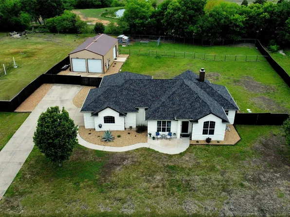 105 Avalon Dr, Princeton, TX 75407