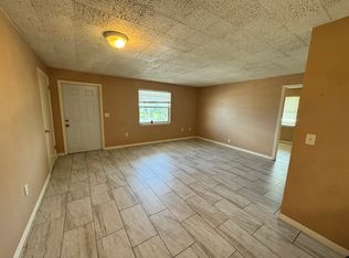 1409 57th Ave W APT 2, Bradenton, FL 34207