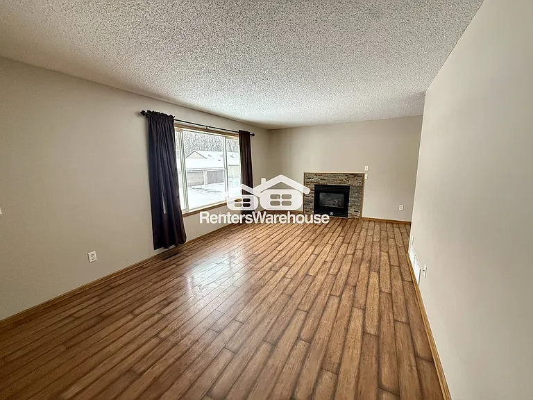 6762 Gretchen Ct N — Photo 13