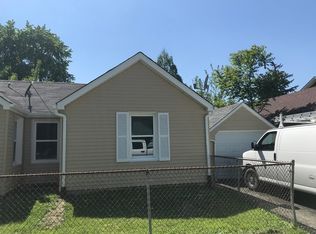 414 N Kendall St, Aurora, IL 60505