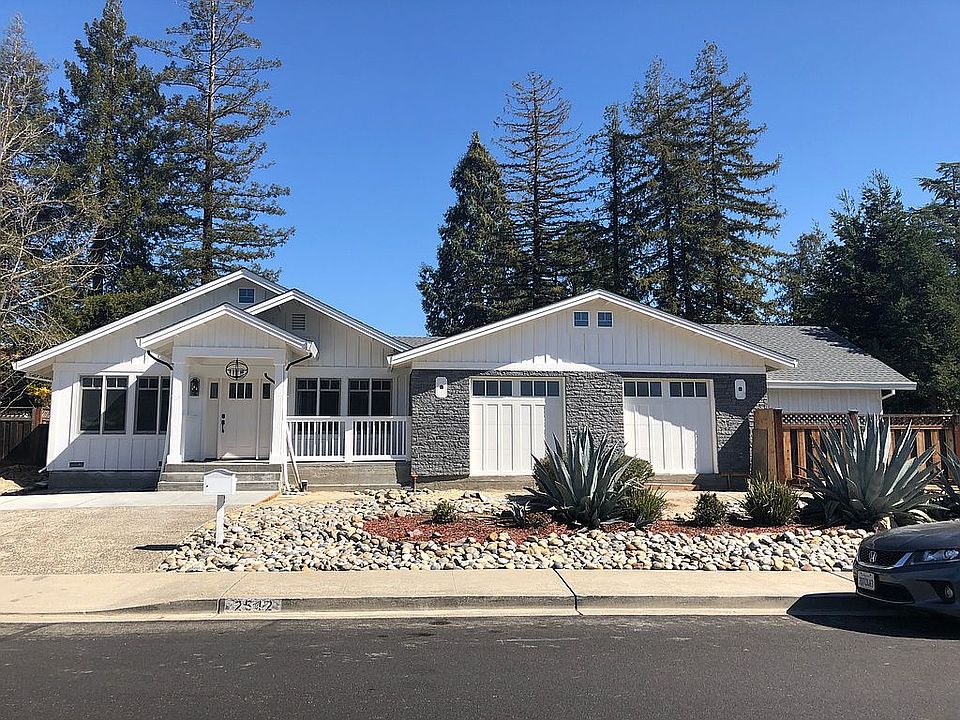 2nd image of 2542 Trotter Way