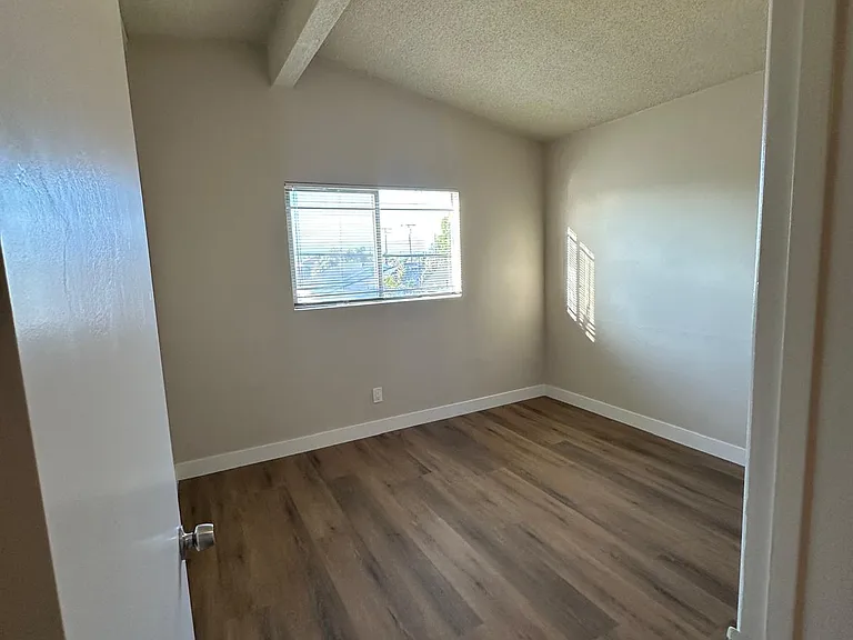 3719 Artesia Blvd #5 — Photo 12