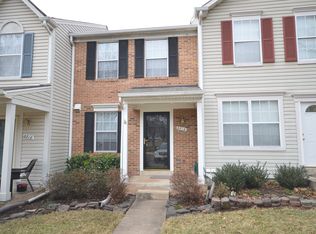 6816 Chasewood Cir, Centreville, VA 20121