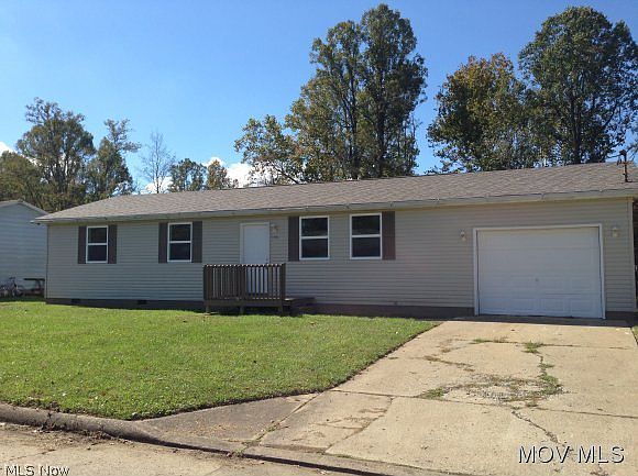 1st image of 283 Ash Cir