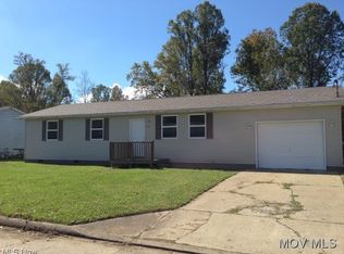 283 Ash Cir, Davisville, WV 26142