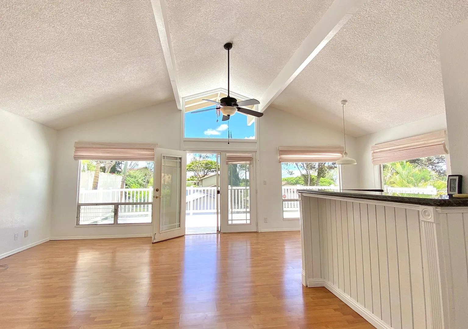 3 Bed 2 Bath Home W/ Pv (Low Electricity Fees) - Upper Makakilo! — Photo 2