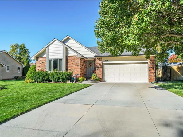 917 Park Rd, Rose Hill, KS 67133