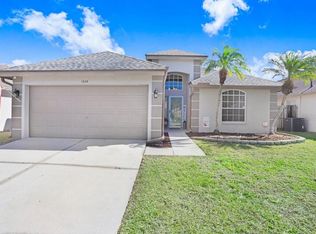 1424 Compton St, Brandon, FL 33511