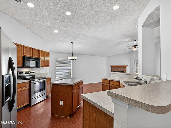 2nd image of 10214 WOOD DOVE Way
