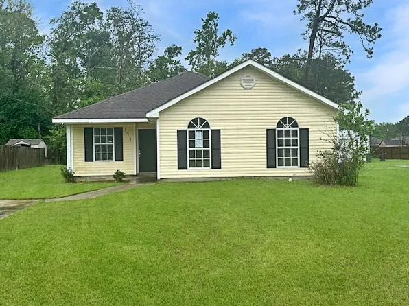 177 W Cherrywood Ln, Pearl River, LA 70452