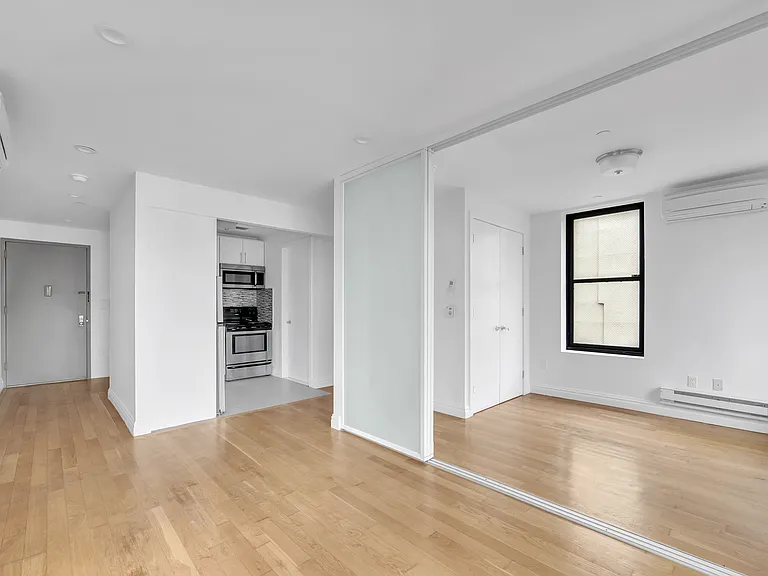 419 E 117th St #2A — Photo 4
