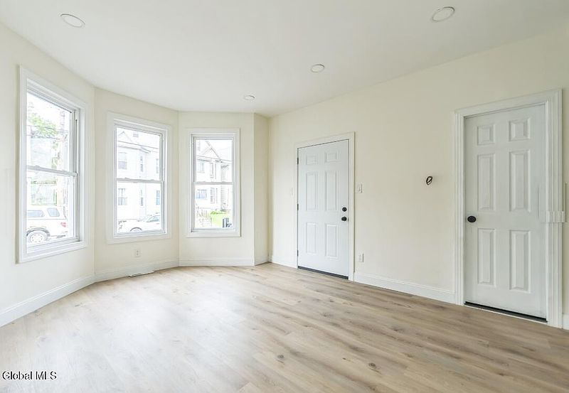 2nd image of 747 Eastern Avenue