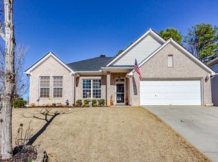 2 Eagle Ct, Newnan, GA