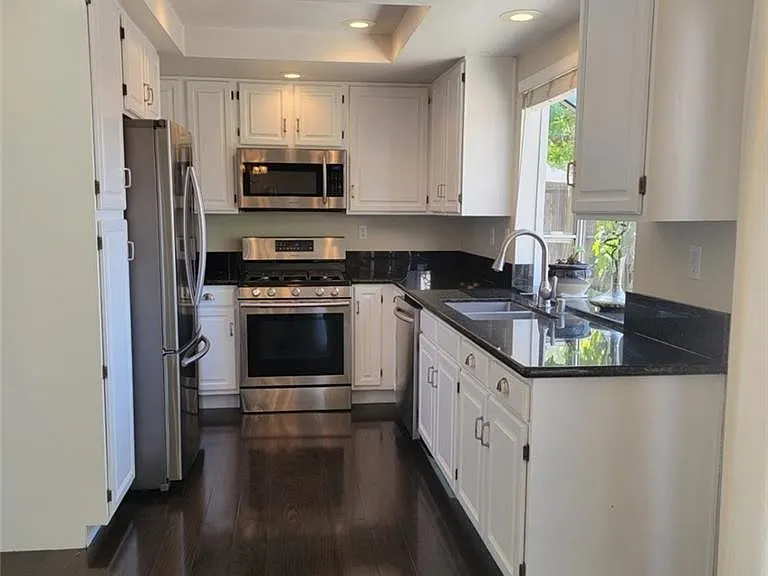 6208 Smokey Hill Ln — Photo 11