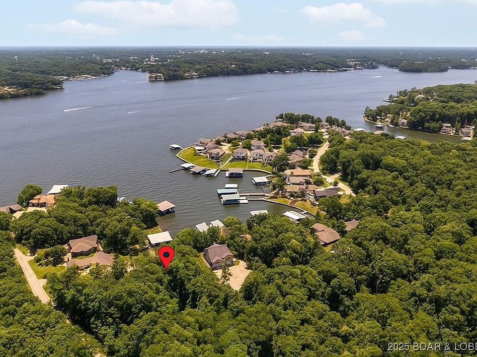 2nd image of 1453 Via Del Lago Dr