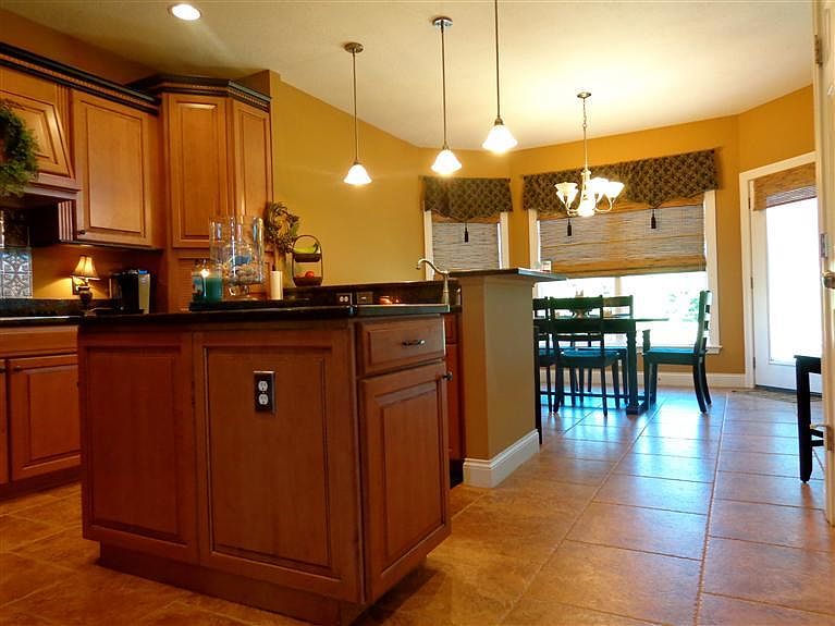 9479 Lantern Way, Centerville, OH 45458 | Zillow