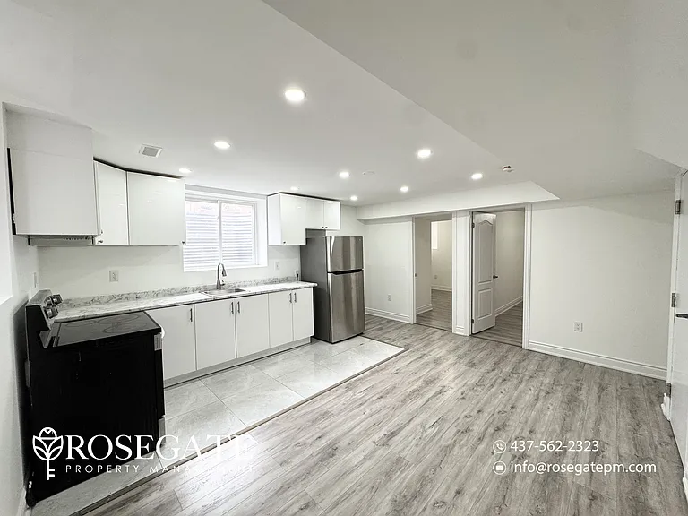16 Bucksaw St #2 — Photo 3