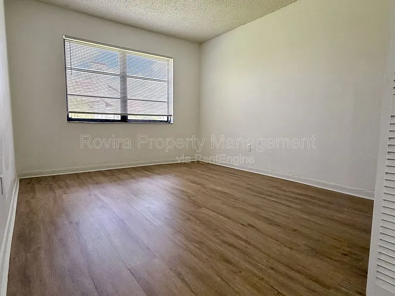 8660 SW 149th Ave #215 — Photo 7