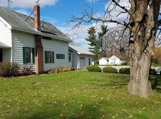 424 W Ginty St, Cadott, WI 54727