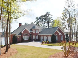 1501 Lighthouse Cir, Greensboro, GA 30642