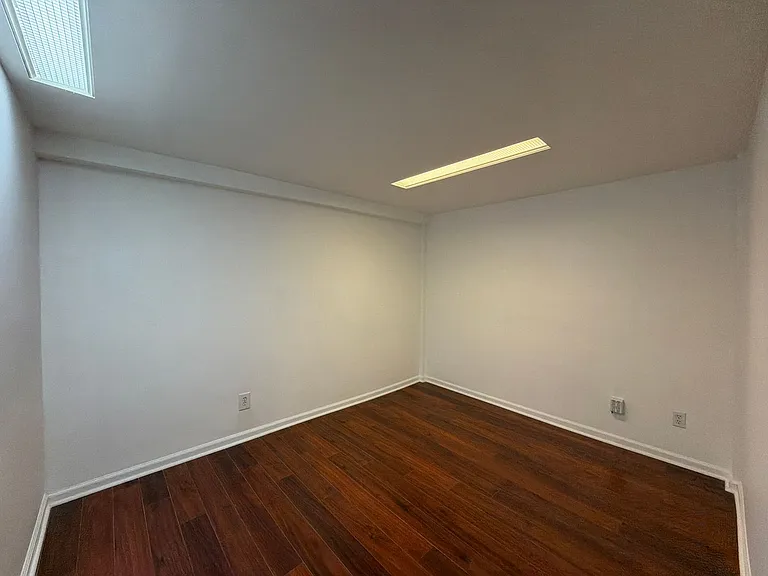 213 S Summit Ave — Photo 7