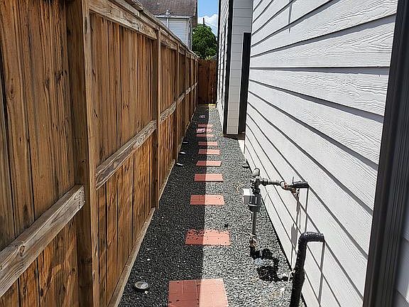 2nd image of 6618 Avenue O