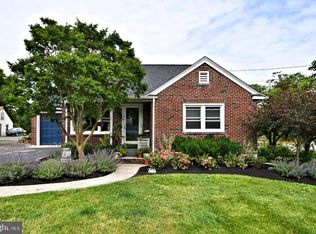 127 Squirrel Hollow Rd, Douglassville, PA 19518