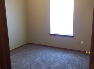 603 SE Railroad St, Fort Gibson, OK 74434