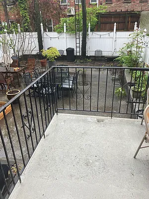 Rented by Melissa Conanan, LREB | media 16