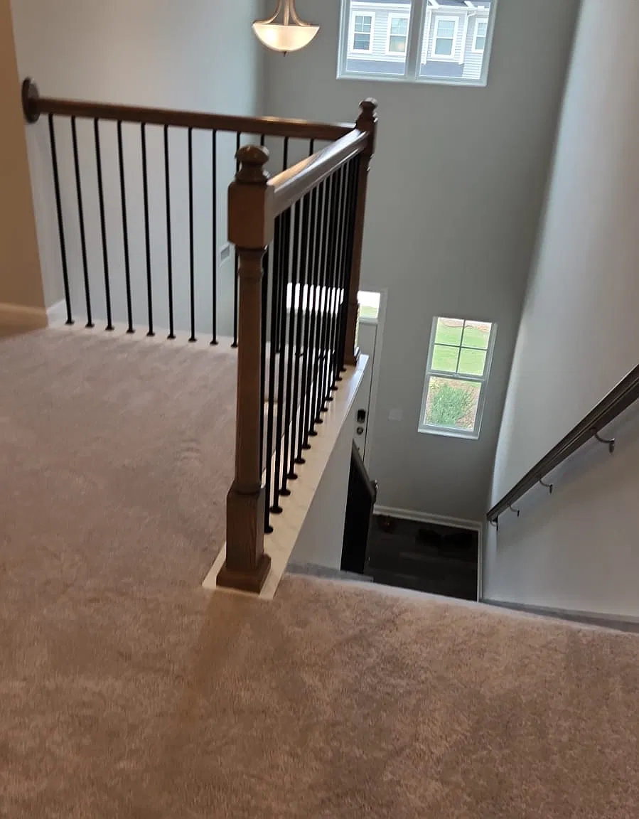 4 bed, 2132 sqft, $2,200 — Photo 2