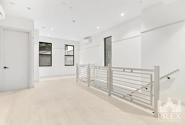 Rented by PREX Realty Corp | media 4