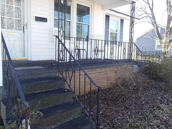 2nd image of 311 Laurens St