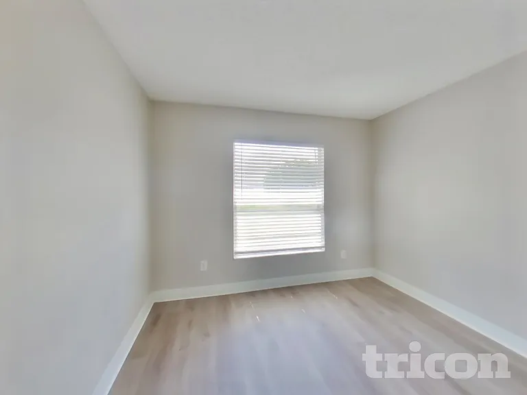 1020 Red Oak Cir — Photo 9