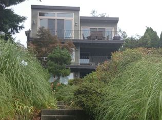 8416 41st Ave SW, Seattle, WA 98136