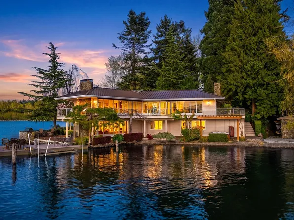 2095 Rose Point Lane, Kirkland, WA 98033
